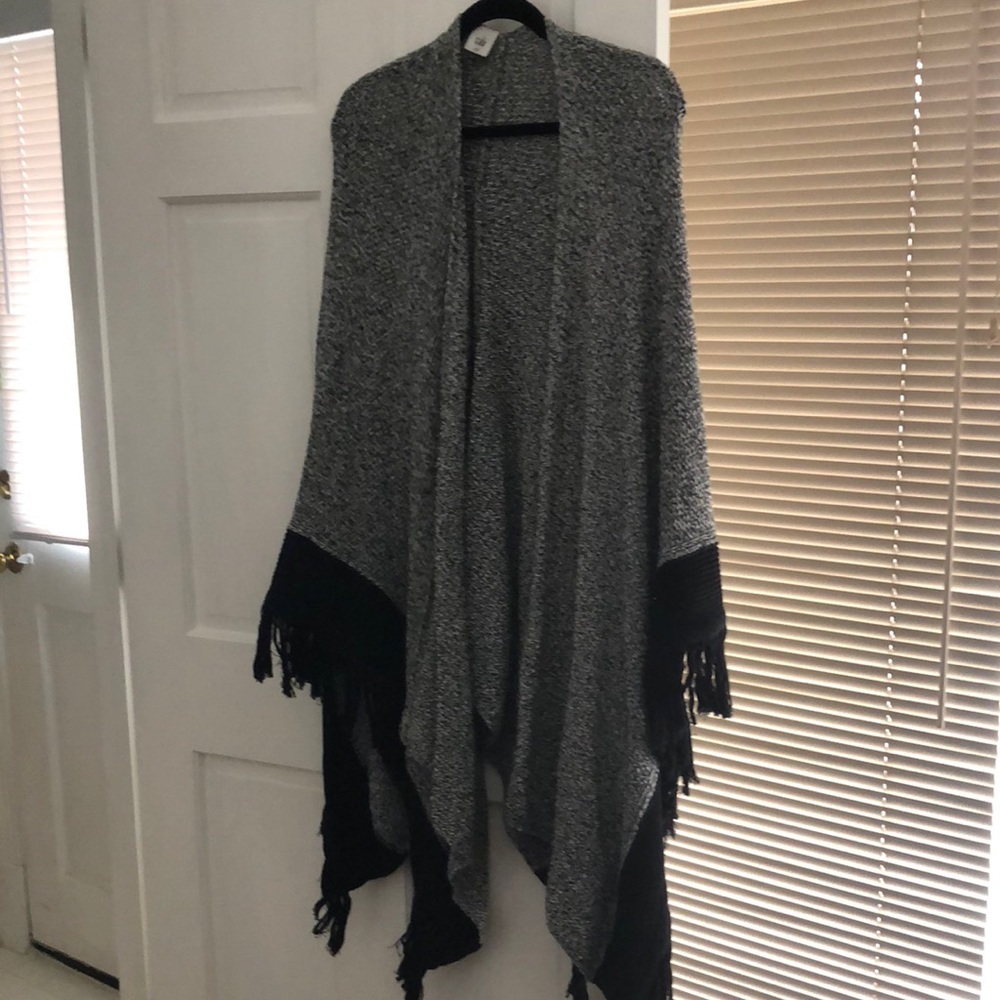 Grey and black sweater shawl